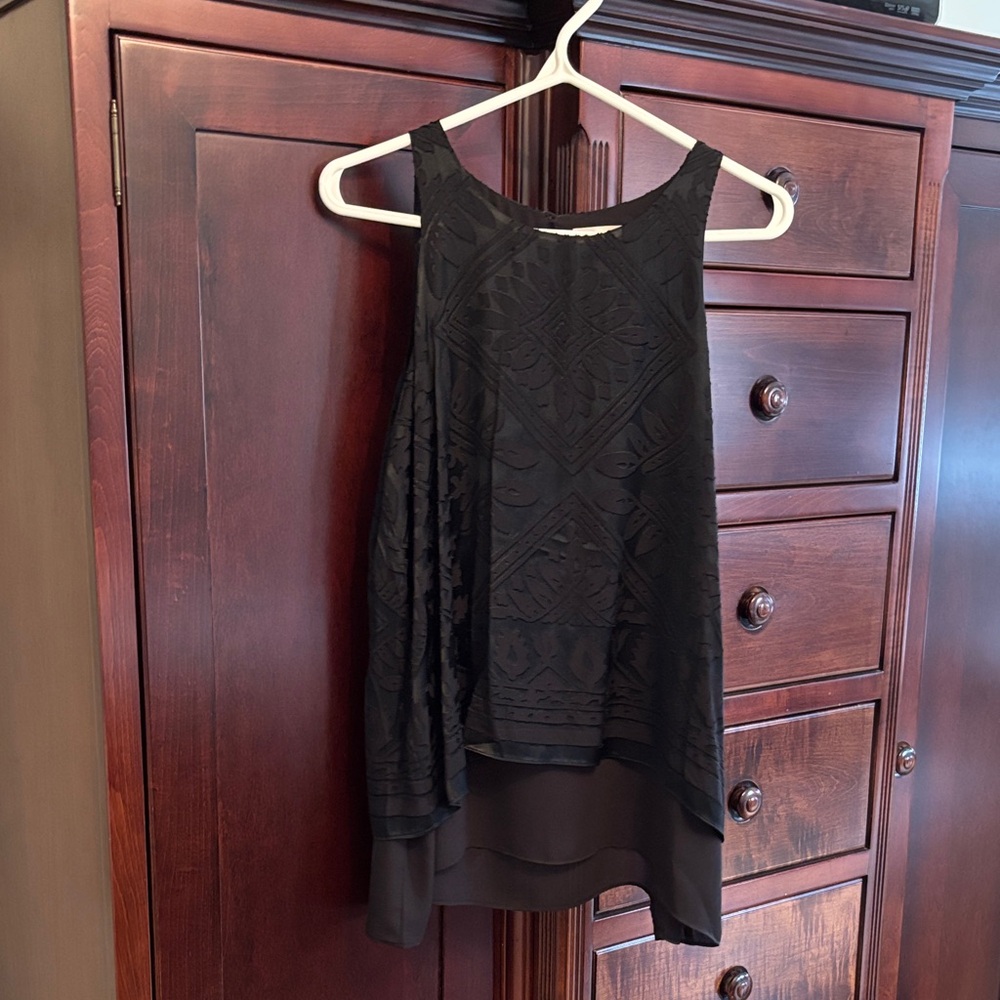 Max Studio Black Textured Layered Camisole